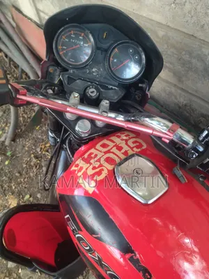 Bajaj Boxer 150 UG 2021 Red