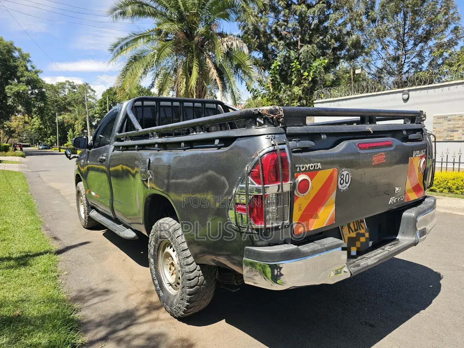 Toyota Hilux 2017 Gray
