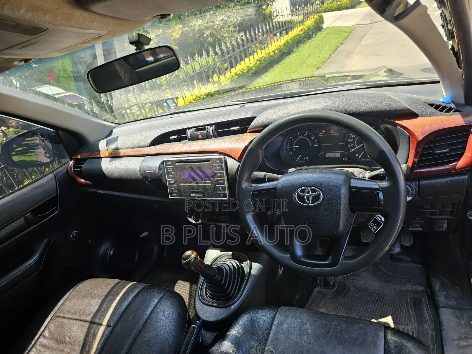 Toyota Hilux 2017 Gray