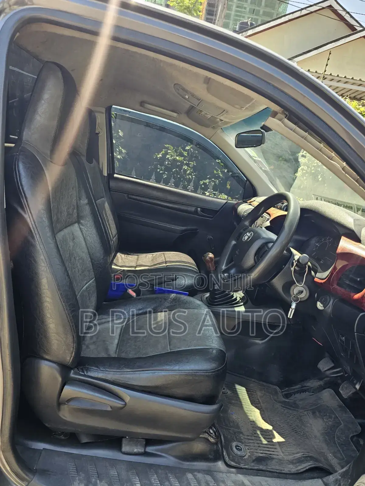 Toyota Hilux 2017 Gray