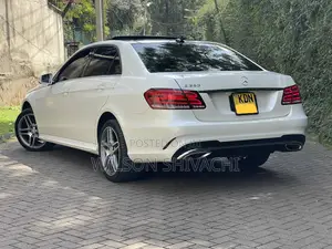 Mercedes-Benz E250 2015 White