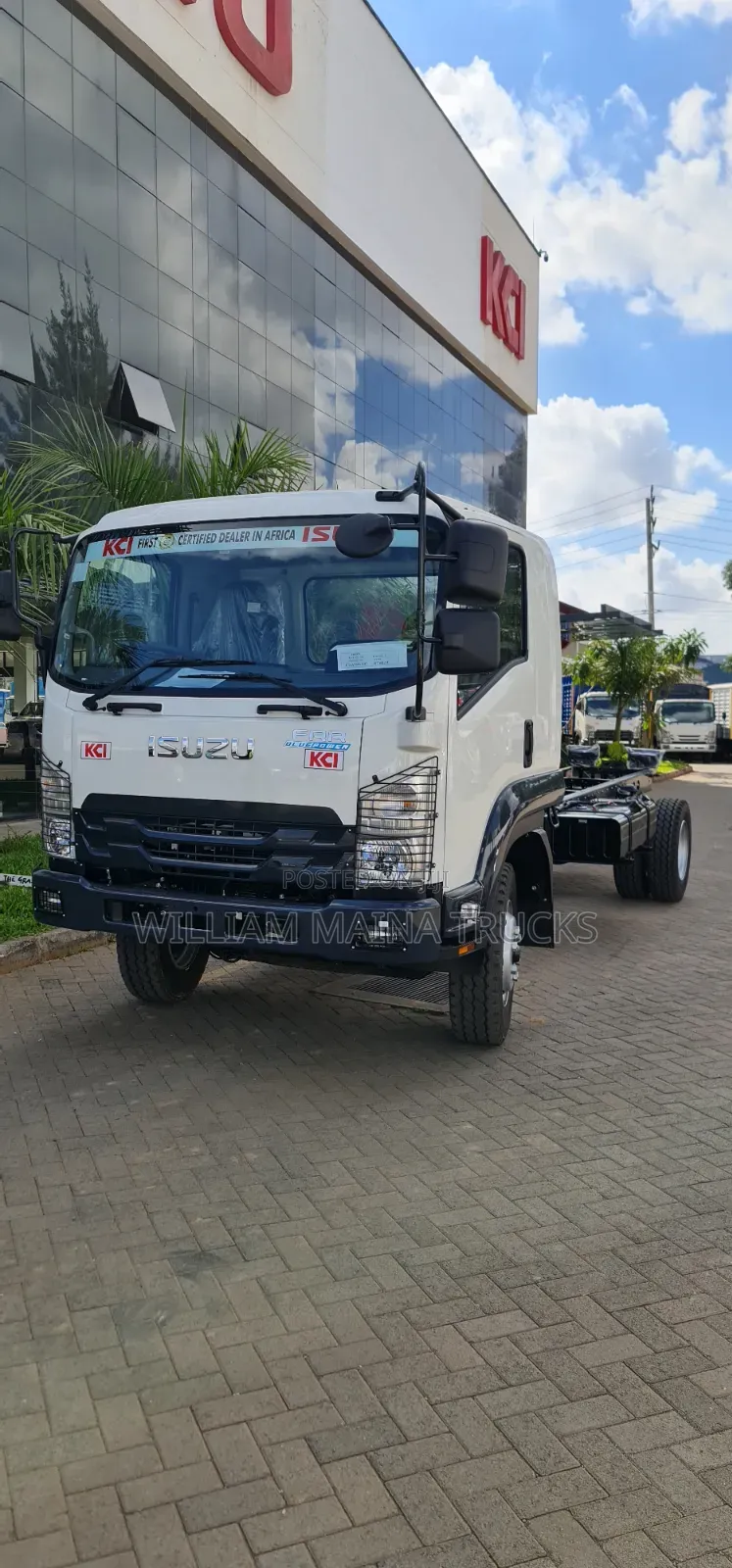 Isuzu FRR 10- 12 Tonnes 2026 White