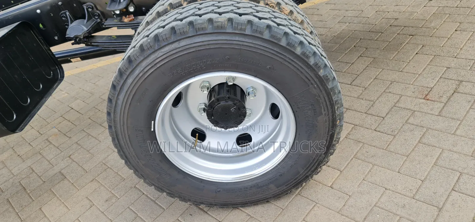 Isuzu FRR 10- 12 Tonnes 2026 White