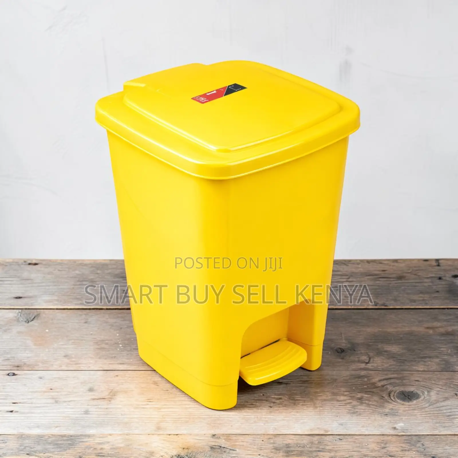 Hard Plastic 30l Step Pedal Waste Garbage Bin for Offices and Clinics
