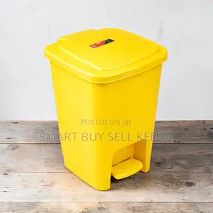 Hard Plastic 30l Step Pedal Waste Garbage Bin for Offices and Clinics