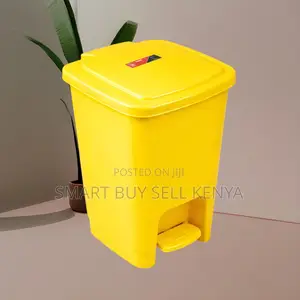 Easy Operation 30l Hard Plastic Step Pedal Waste Garbage Dust Bin