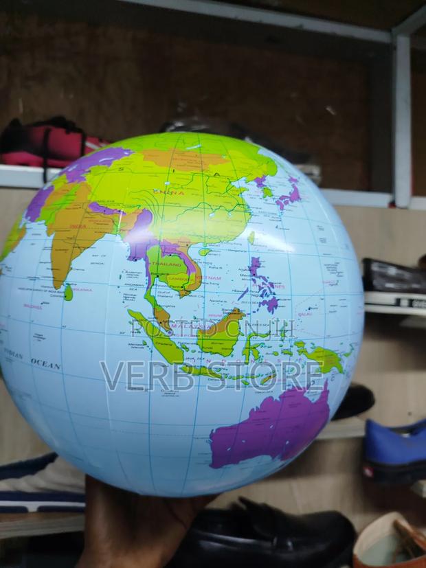 Inflatable Globe - thumbnail 6