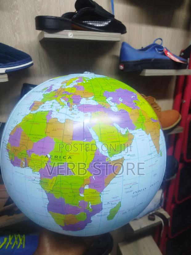Inflatable Globe - thumbnail 7