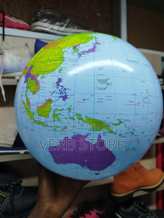 Inflatable Globe - thumbnail 8