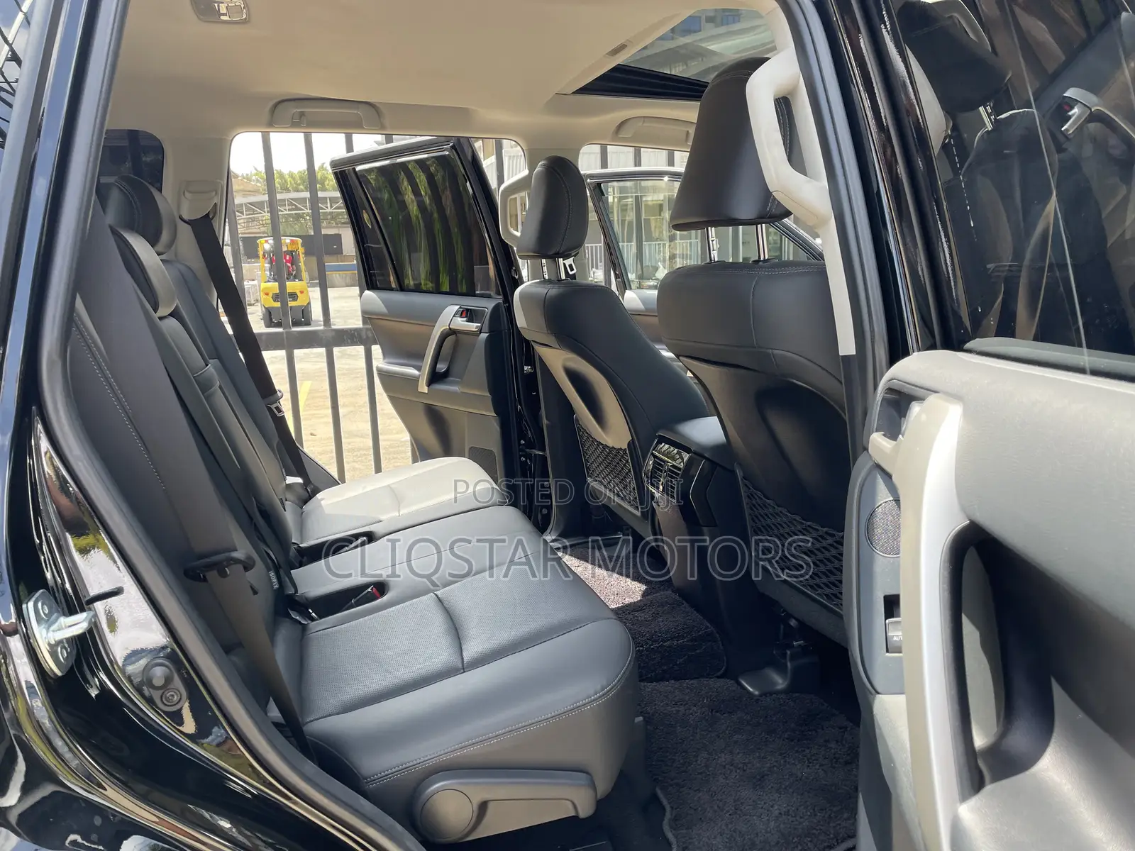 Toyota Land Cruiser Prado 2.8 2021 Black