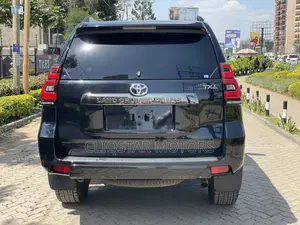 Toyota Land Cruiser Prado 2.8 2021 Black