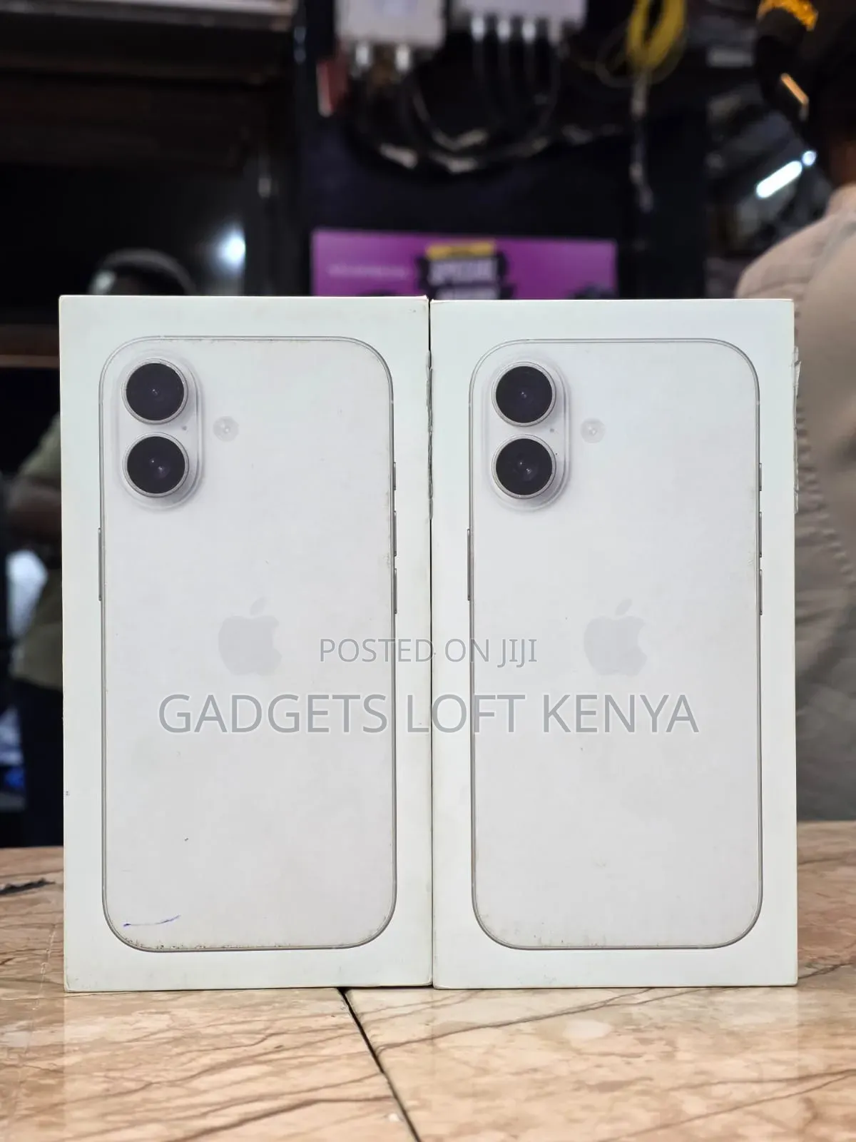 New Apple iPhone 17 256 GB White