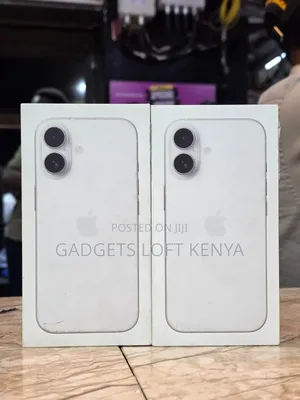 New Apple iPhone 17 256 GB White