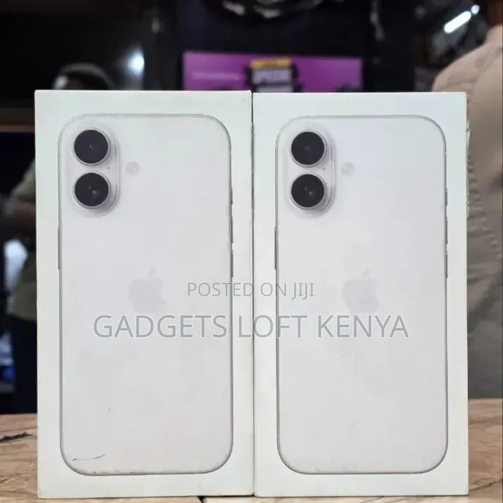 New Apple iPhone 17 256 GB White