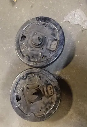 Rear Hubs Without Linings Toyota Nze 141