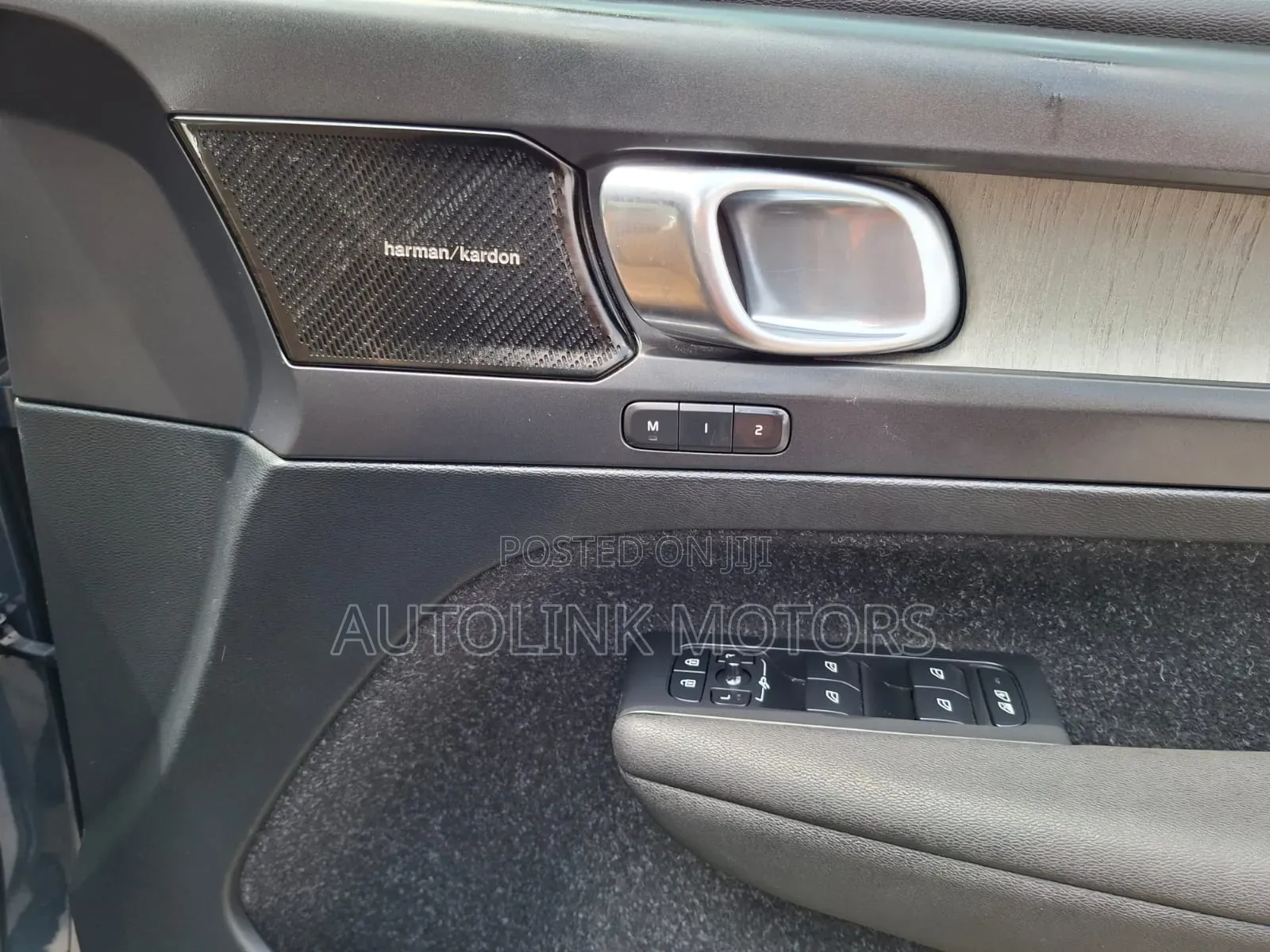Volvo XC40 2019 Gray