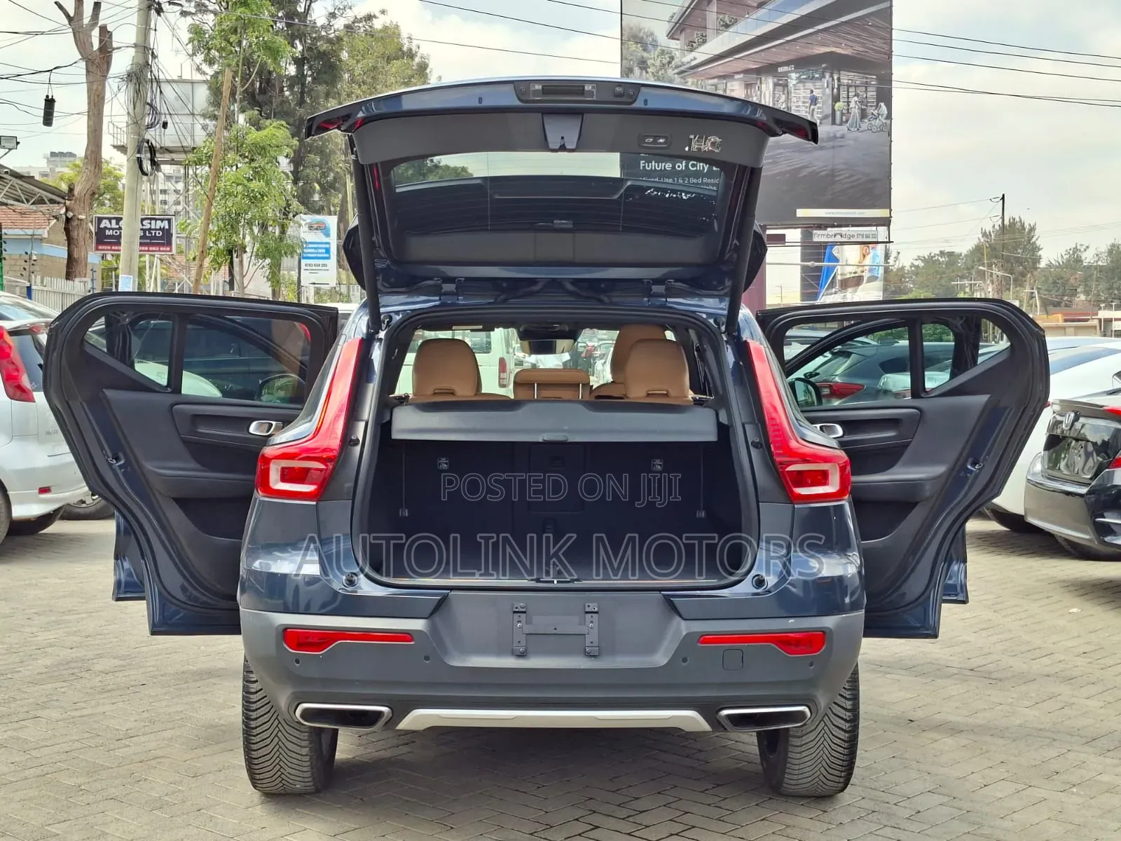 Volvo XC40 2019 Gray