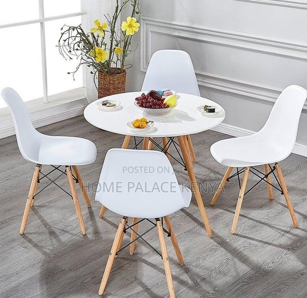 Dining Set: Eames Style 4-Seater Dining Set With Wooden Legs