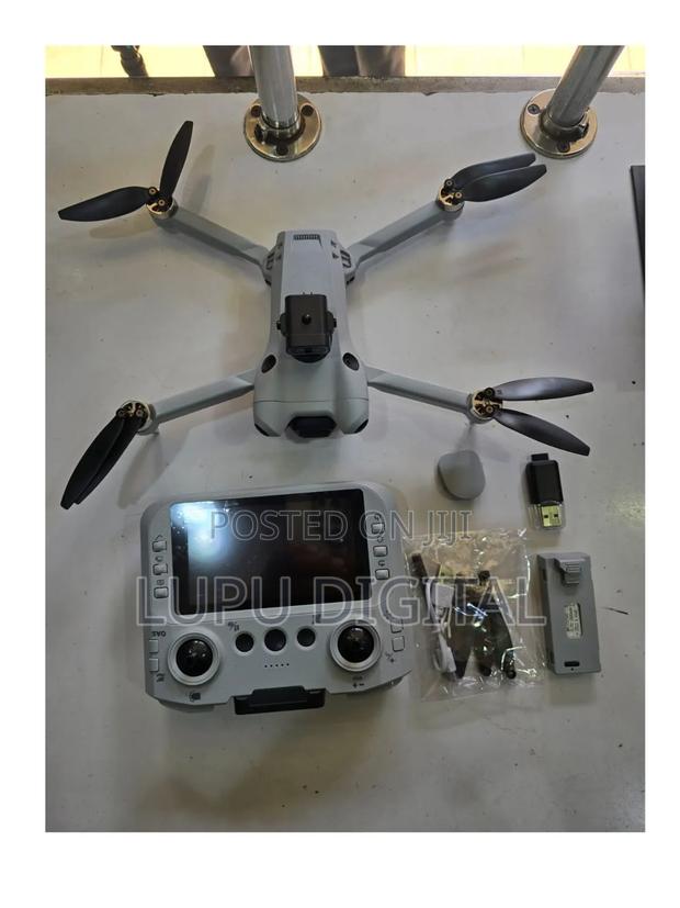 High Quality S101 Drone Double Camera With Screen