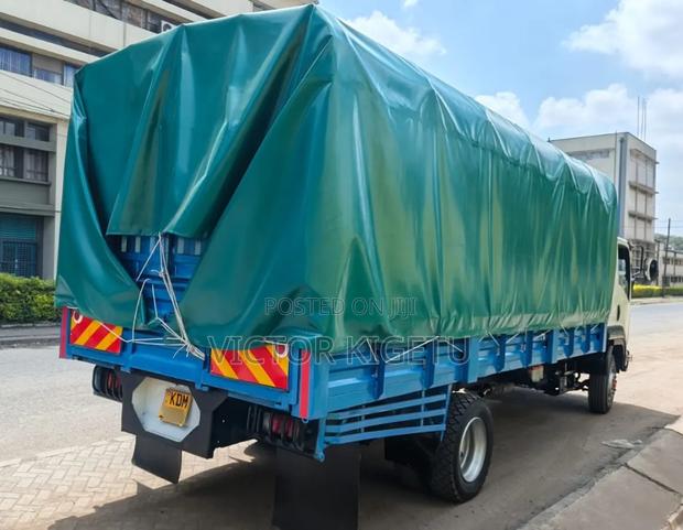 Isuzu Frr90 2023 White - thumbnail 3