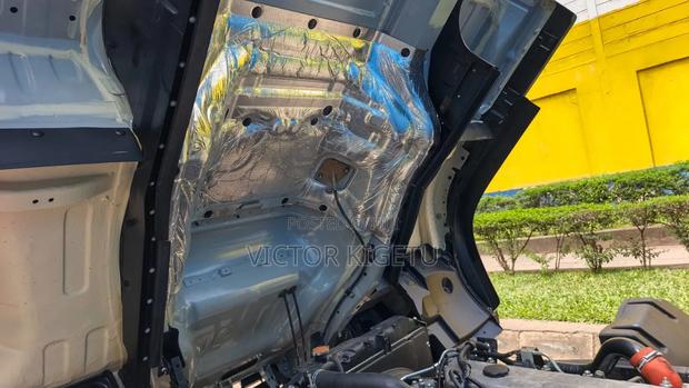 Isuzu Frr90 2023 White - thumbnail 7