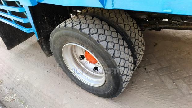 Isuzu Frr90 2023 White - thumbnail 10