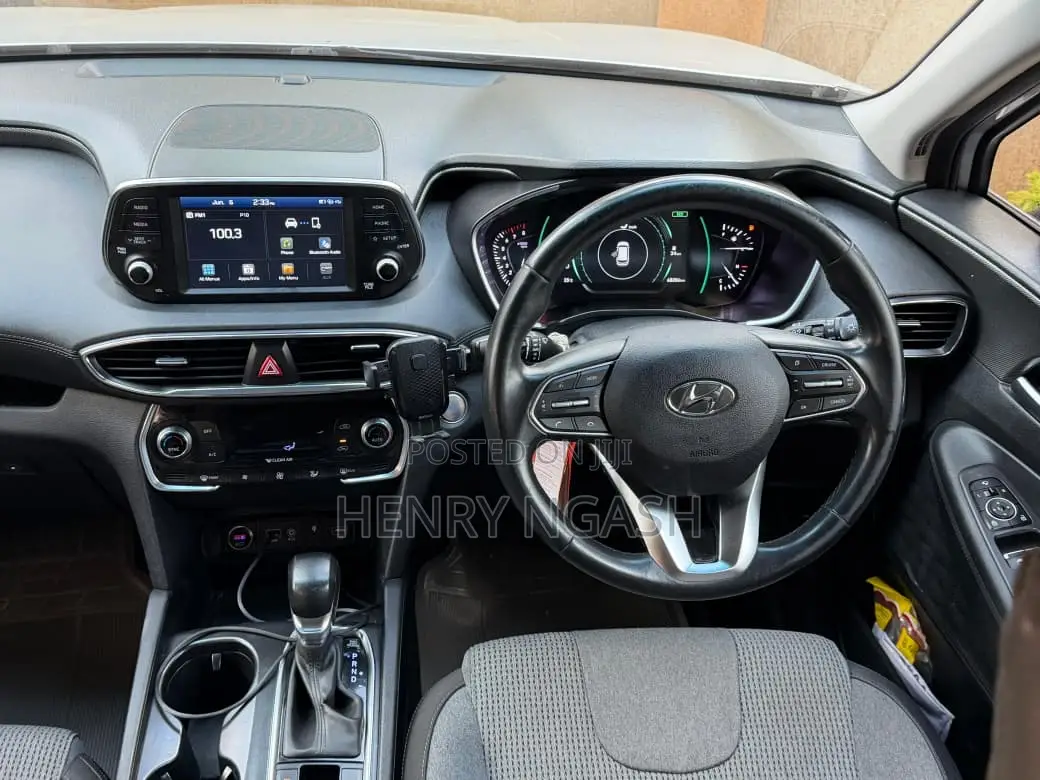 Hyundai Santa Fe 2019 Silver