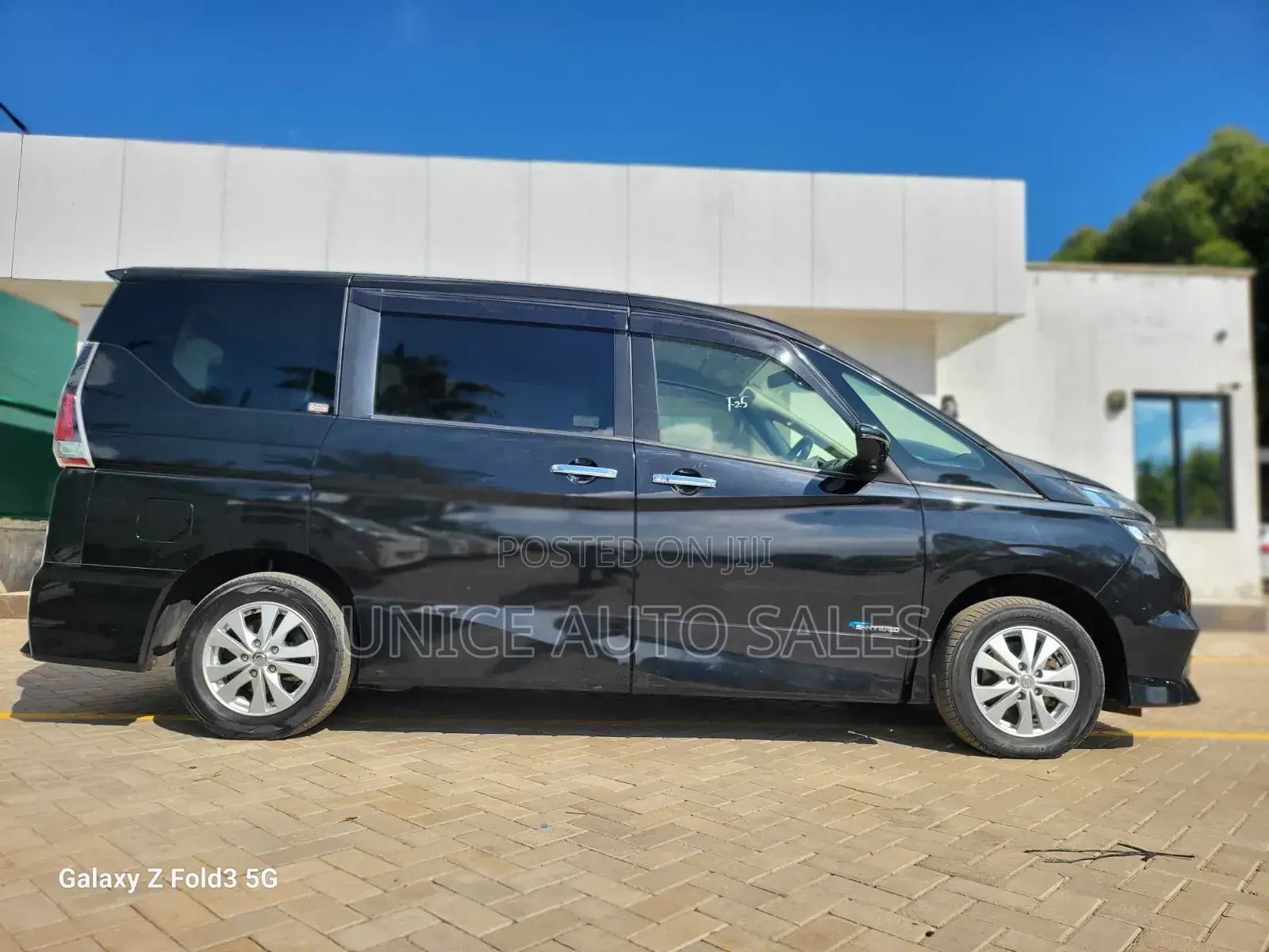 Nissan Serena 2018 Black