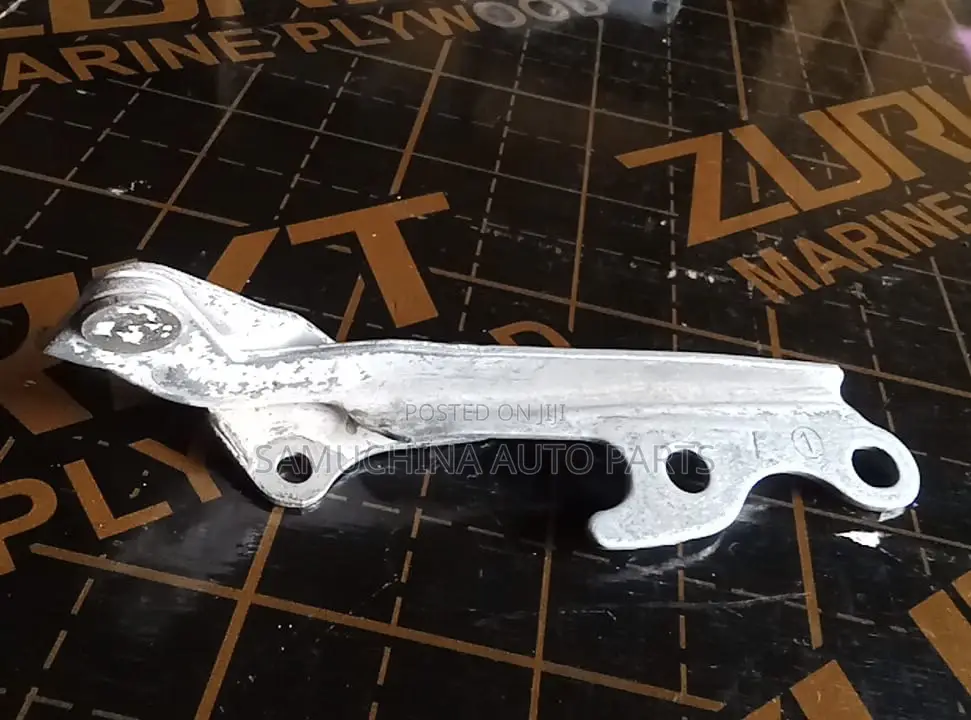 Bonnet Hinges Toyota Ae91