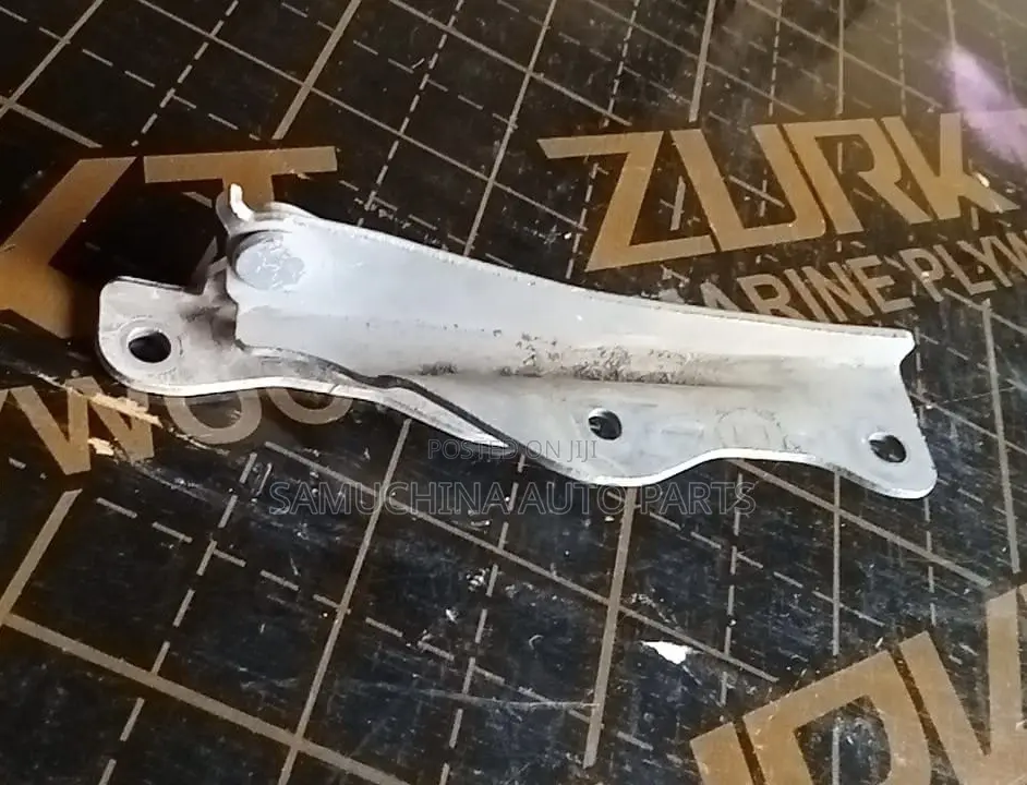 Bonnet Hinges Subaru Impreza Gg2