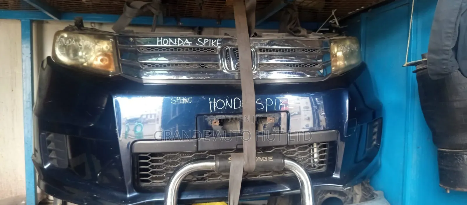 Honda Spike Nosecut