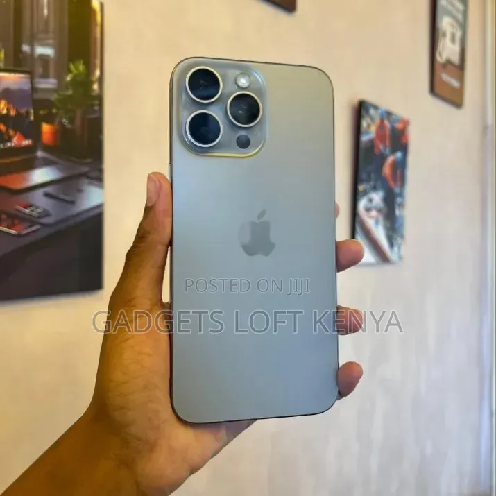 New Apple iPhone 15 Pro Max 256 GB