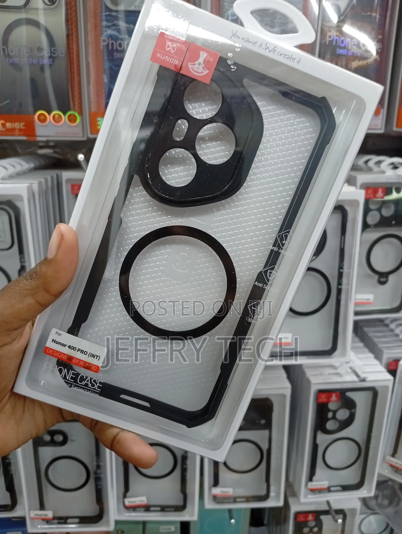 Xundd Magsafe Shockproof Protective Phone Case.