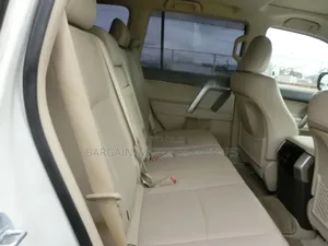 Toyota Land Cruiser Prado 2019 Pearl