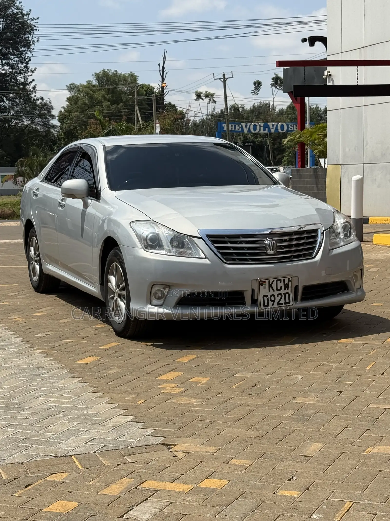 Toyota Crown 2012 Silver