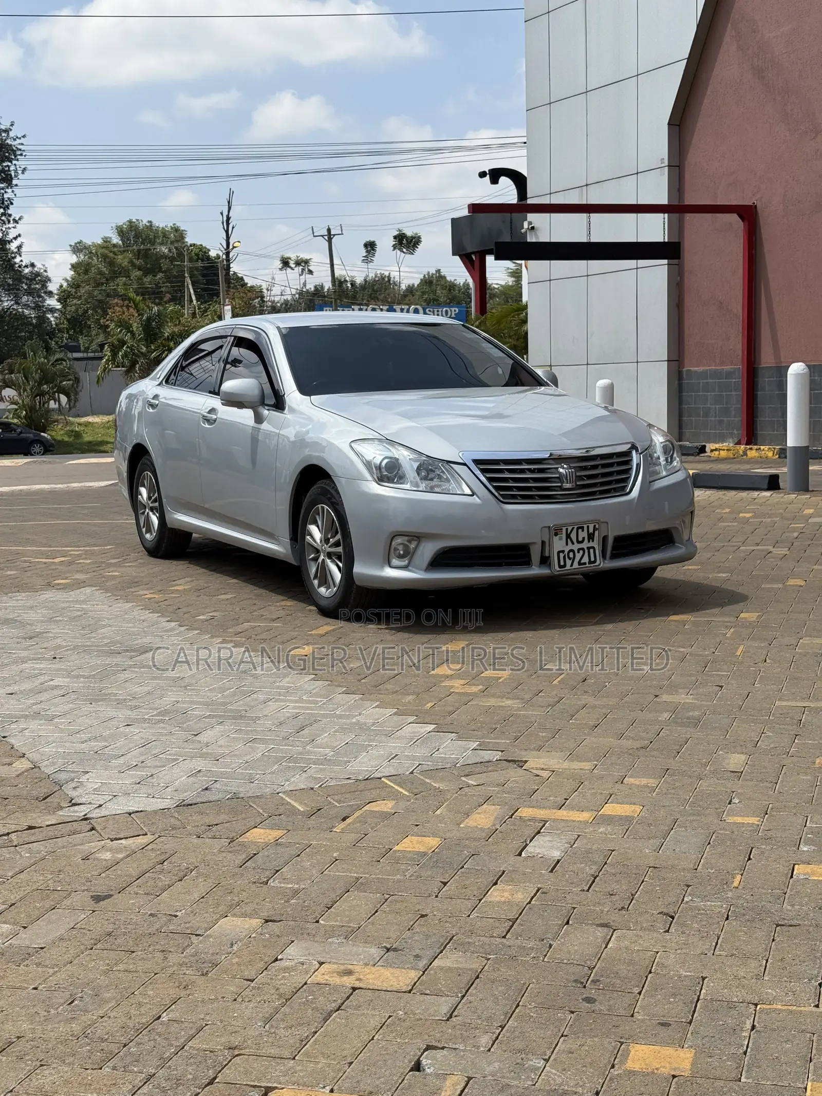 Toyota Crown 2012 Silver