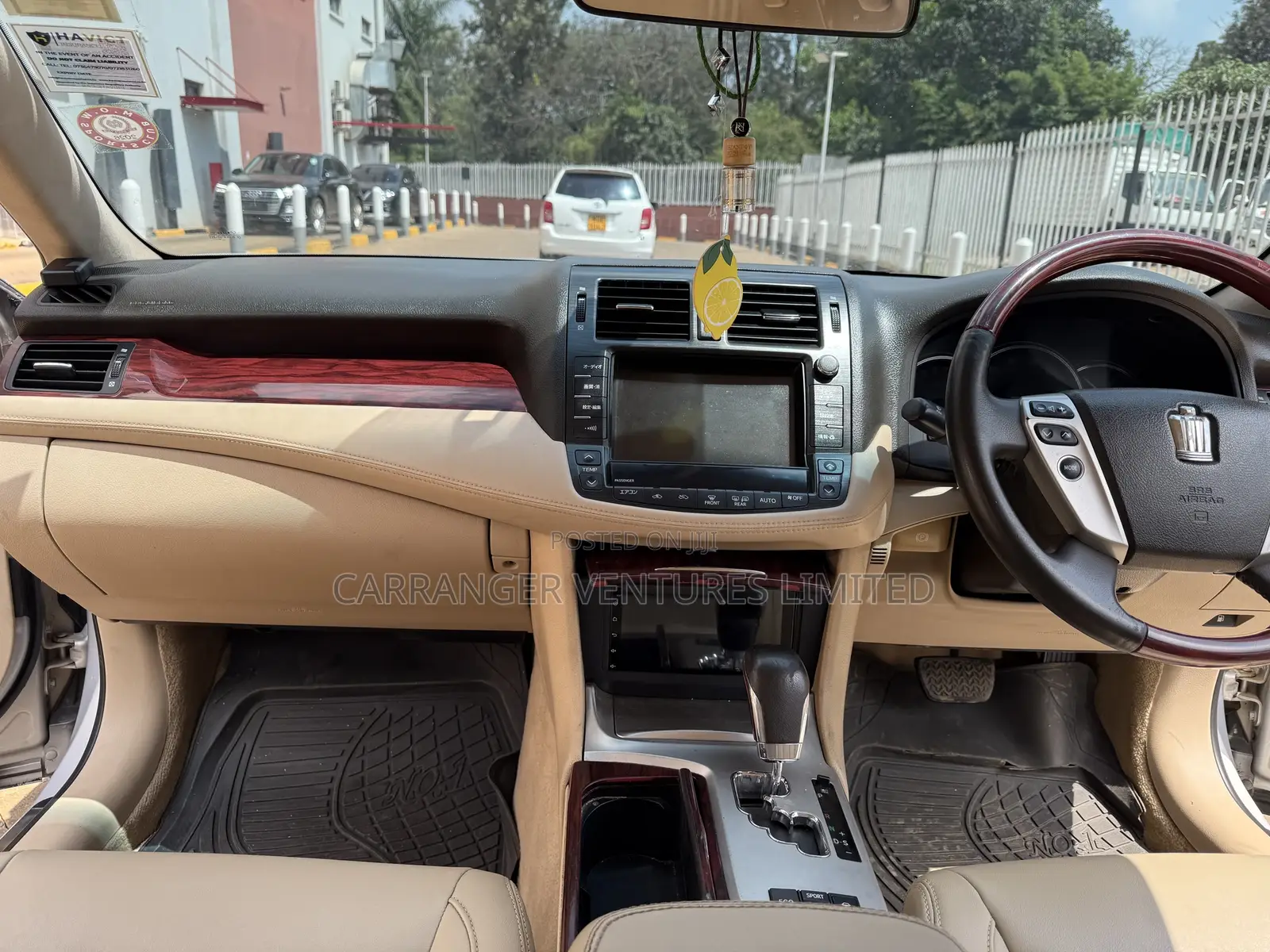 Toyota Crown 2012 Silver