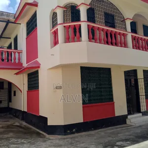 4bdrm Maisonette in Kizingo for rent