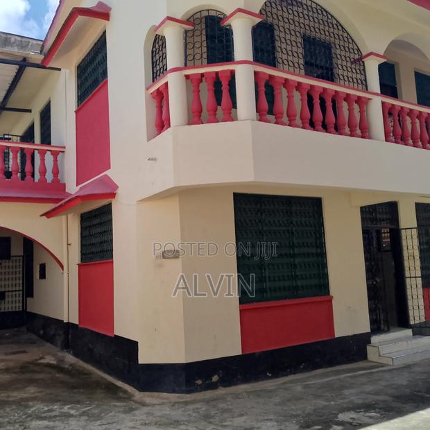 4bdrm Maisonette in Kizingo for rent