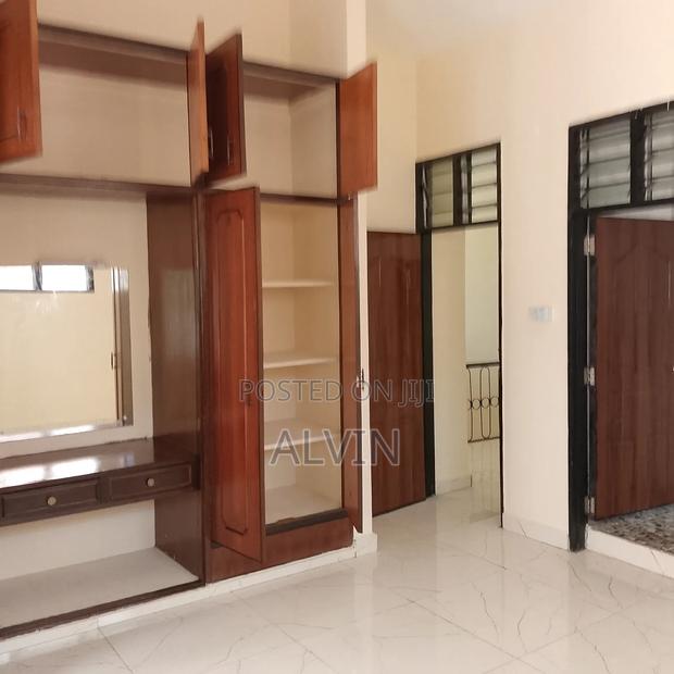 4bdrm Maisonette in Kizingo for rent - thumbnail 7