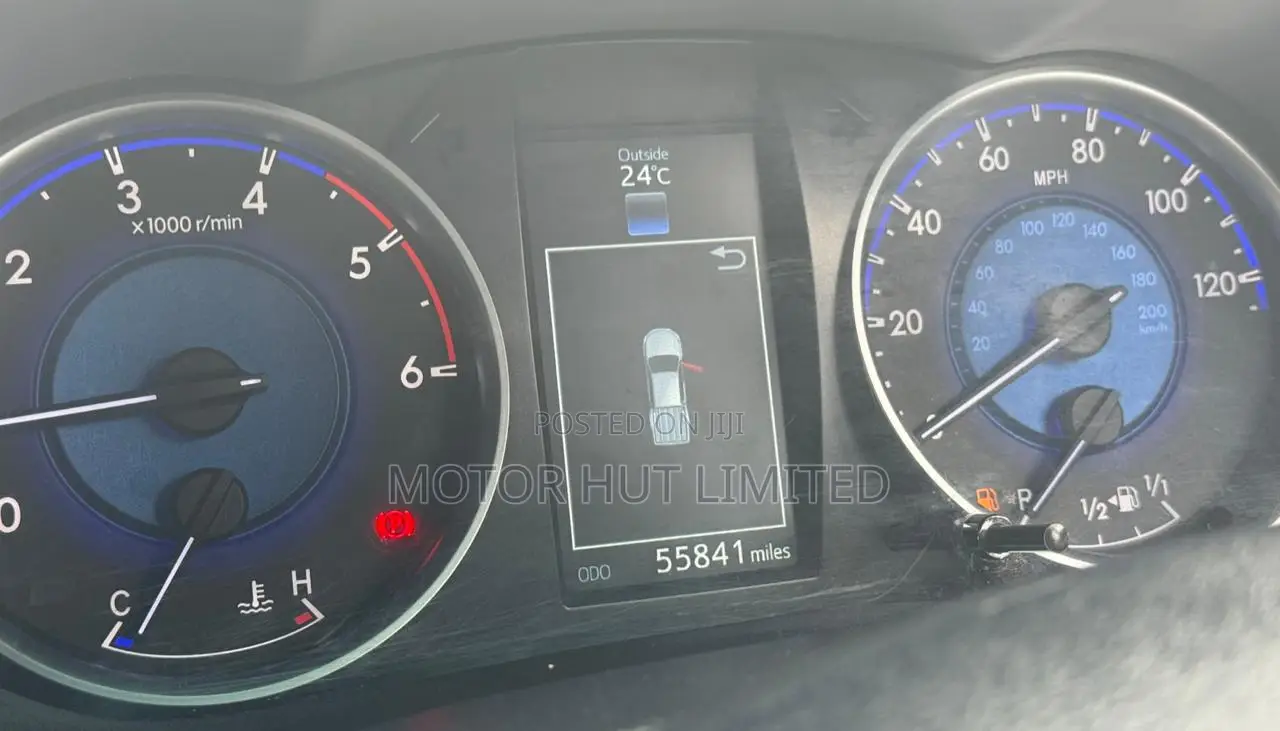 Toyota Hilux Revo Double Cab Deisel 2.4 AWD 2019 Gray