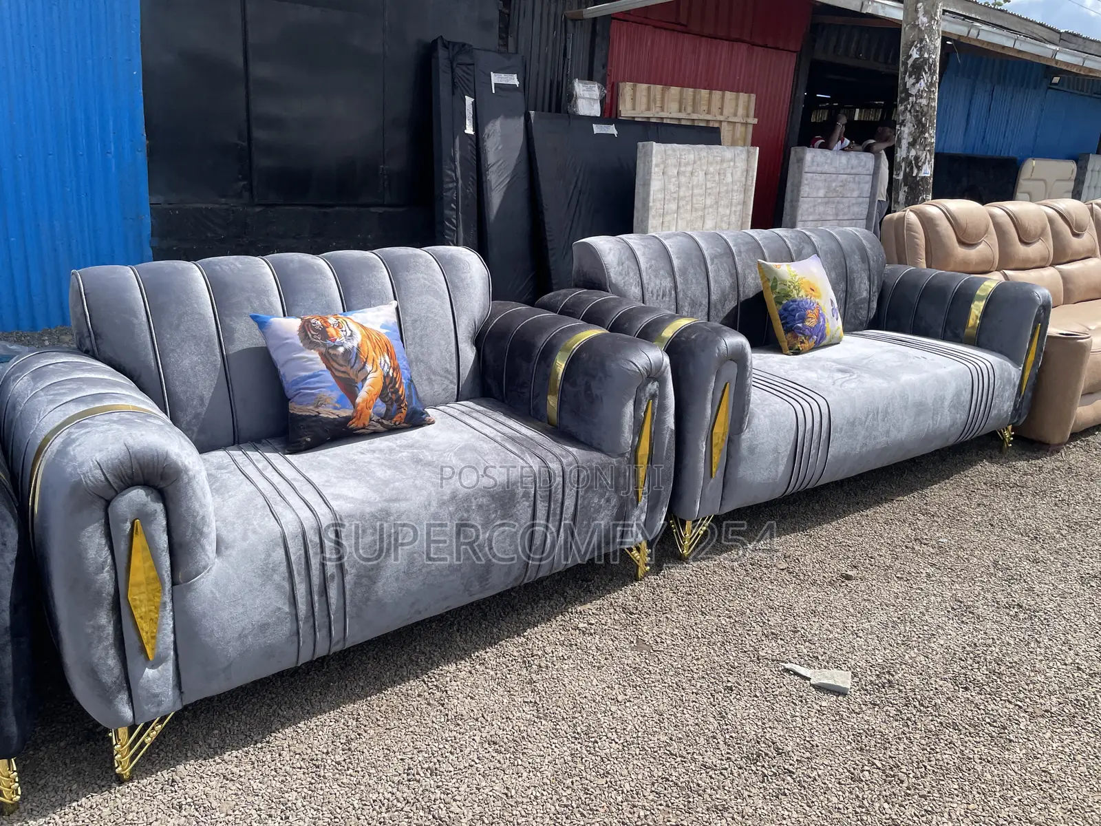 Gold Detailed Classic Sofas