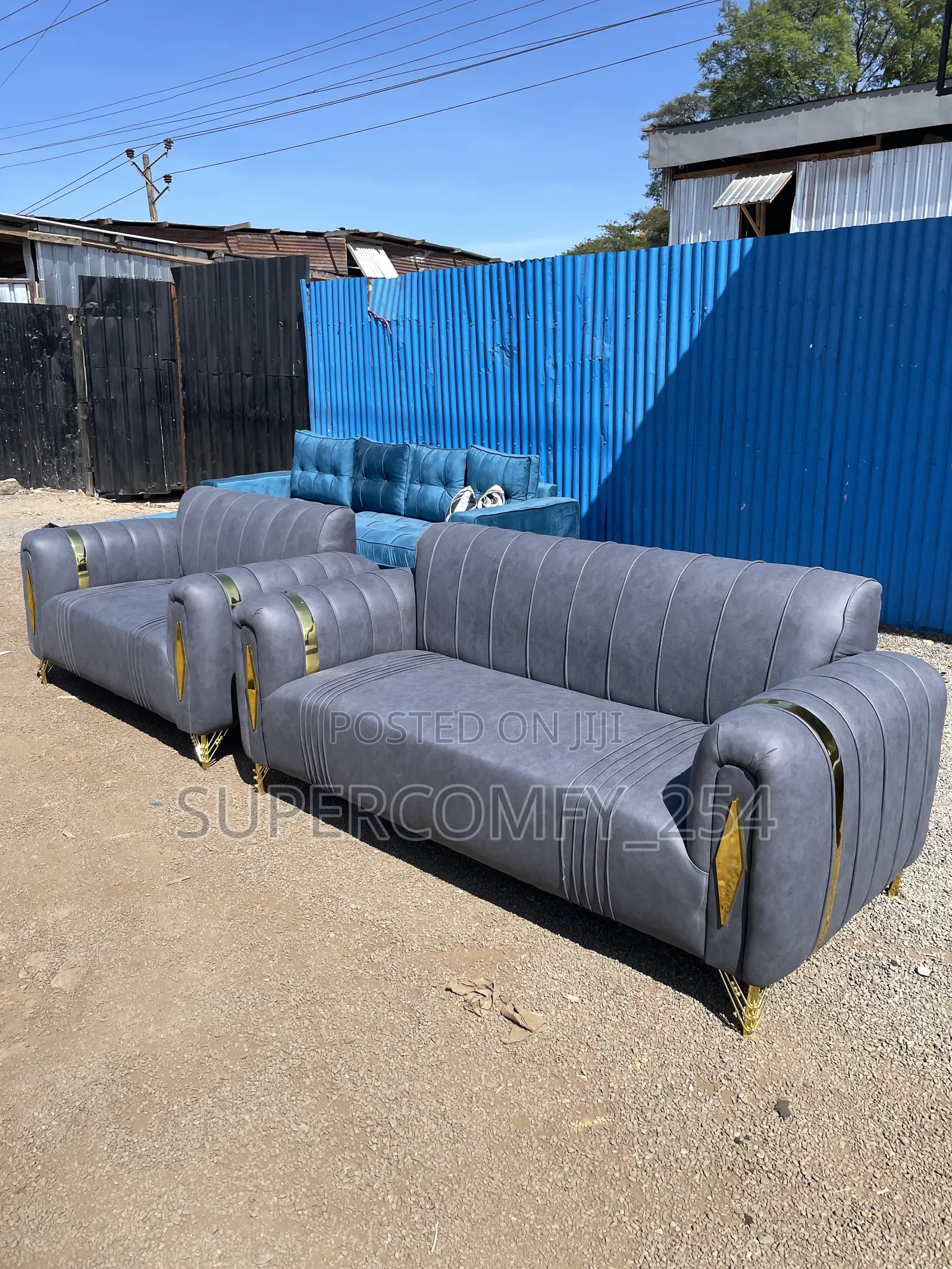 Gold Detailed Classic Sofas
