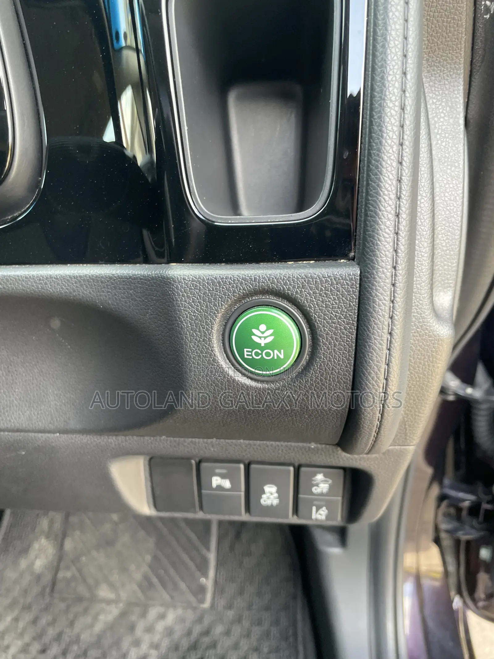 Honda Fit Shuttle 2019 Black