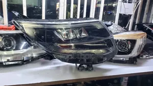 Toyota Noah 2018 Xenon Headlights