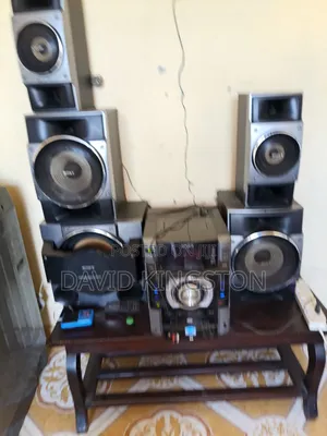 Clean Sony Hifi System