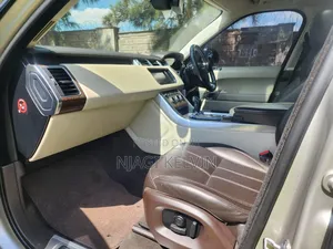 Land Rover Range Rover Sport 2016 Gold