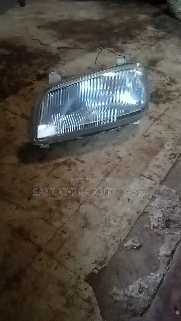 Headlight Toyota Rav4 Sxa11
