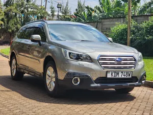 Subaru Outback 2017 Gold