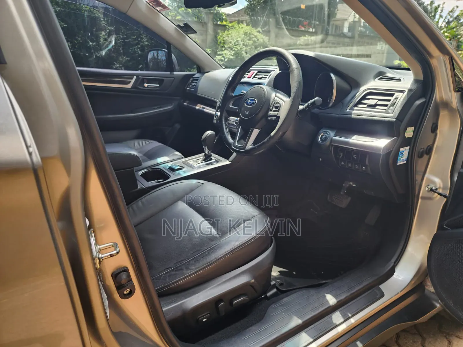 Subaru Outback 2017 Gold